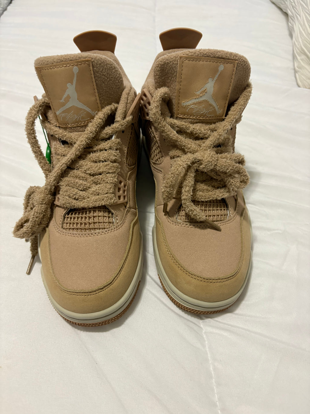 Air Jordan 4 Retro "Taupe Haze" – Size 40
