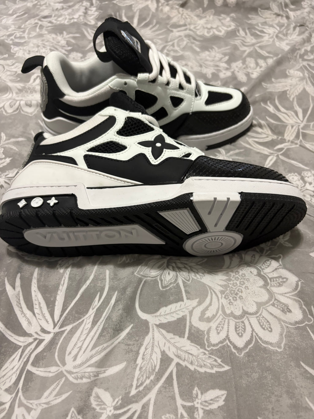 Louis Vuitton Skate Sneaker Black & White – Men's