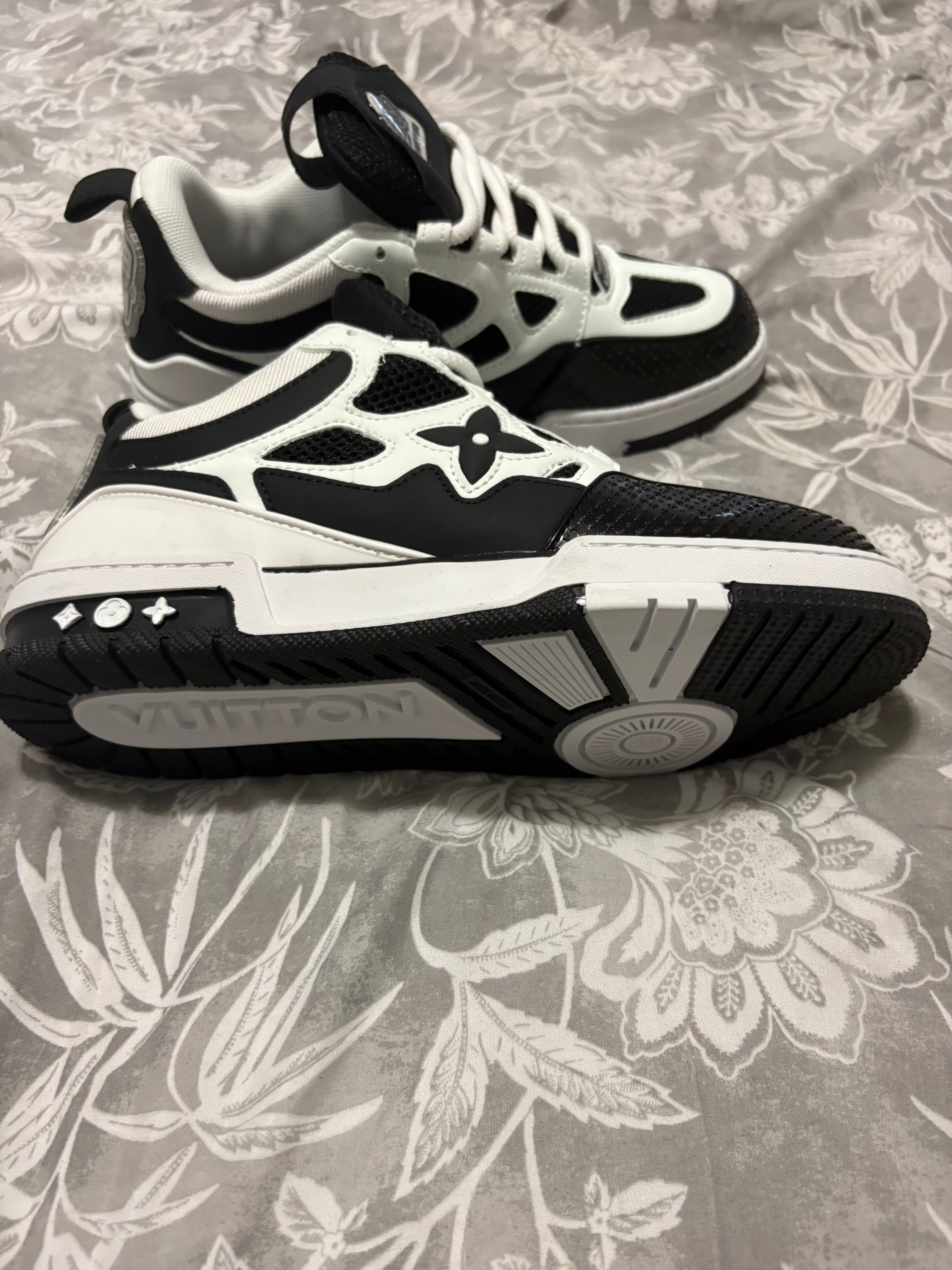 Louis Vuitton Skate Sneaker Black & White – Men's