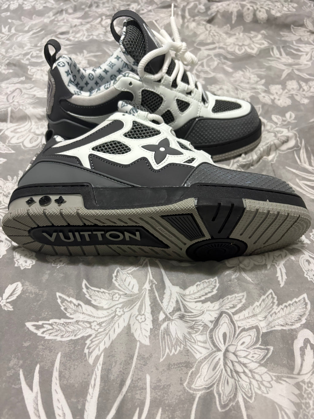 Louis Vuitton Skate Sneaker Grey & White – Men's